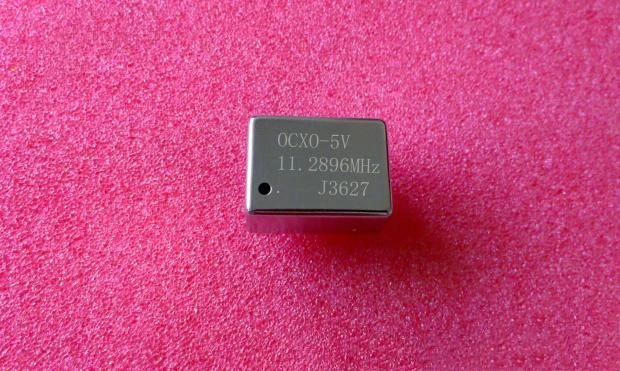 Constant Temperature Crystal Oscillator OCXO -11.2896MHz Accuracy+/-0.05PPM Voltage 5V Square Wave