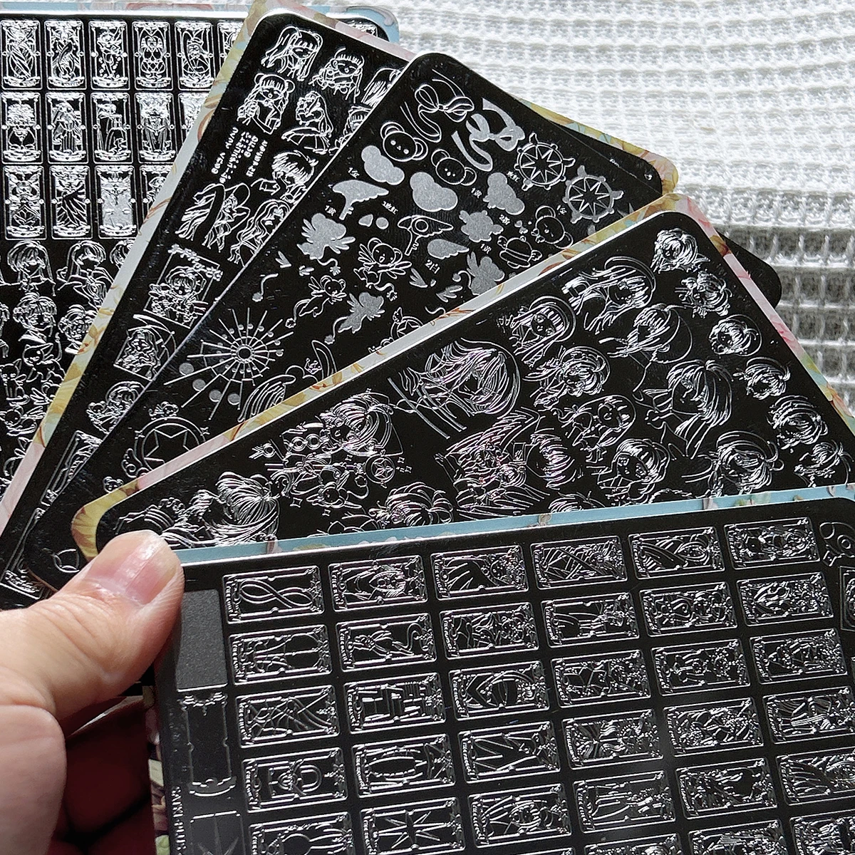 Nail Art Stempelplatte, Stempelstahlplatte, anfängerfreundliche Nageldekorationsvorlage ohne Malerei, niedliches Cartoon-Handgemaltes Burger King Mixed Bread Nail Art Pattern Stamping Nagellackform, Nagelstempel-Vorlage, transparentes Transfer-Silikon-Stempel-Stahlplatte-Werkzeug