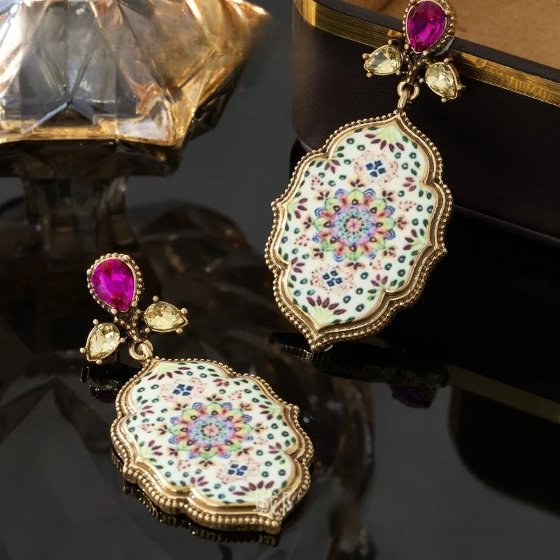 White Printed Elegant Dangle Earrings, Fuchsia Zircon Enamel Drop Print Women Ear Jewelry