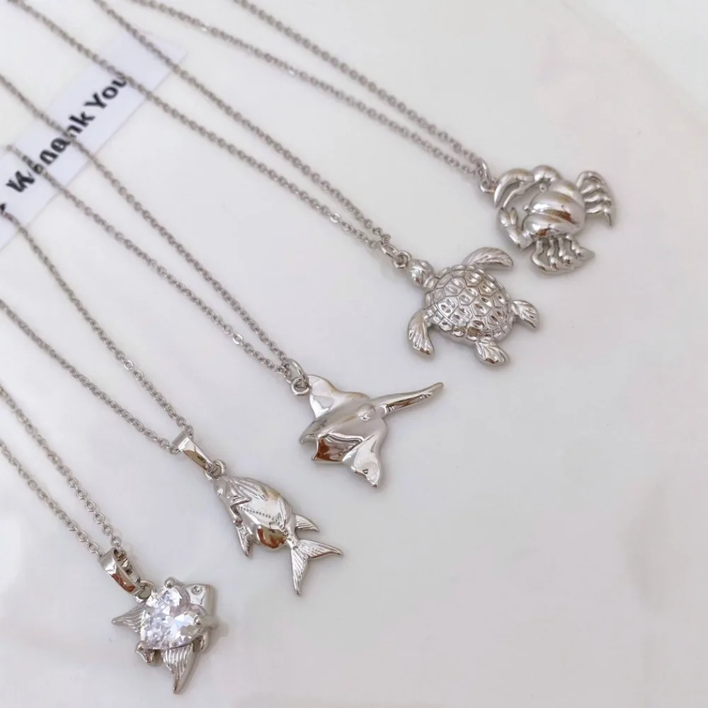 10 Pcs Brass Plated Marine Life Glossy Finish Pendant DIY Necklace Bracelet Making Turtle Fish Crab High End Jewelry Accessories