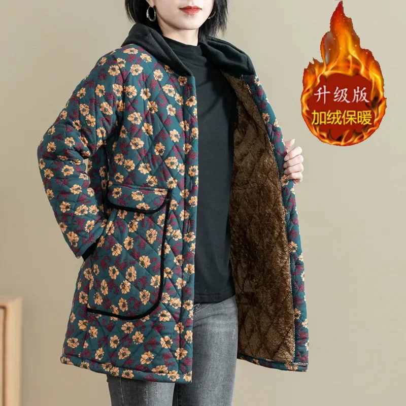 2025 Nuovo Autunno Inverno Con Velluto Giacca imbottita in cotone Donna Madre di mezza età Con cappuccio Floreale Più Velluto Caldo Parka Cappotto Femminile
