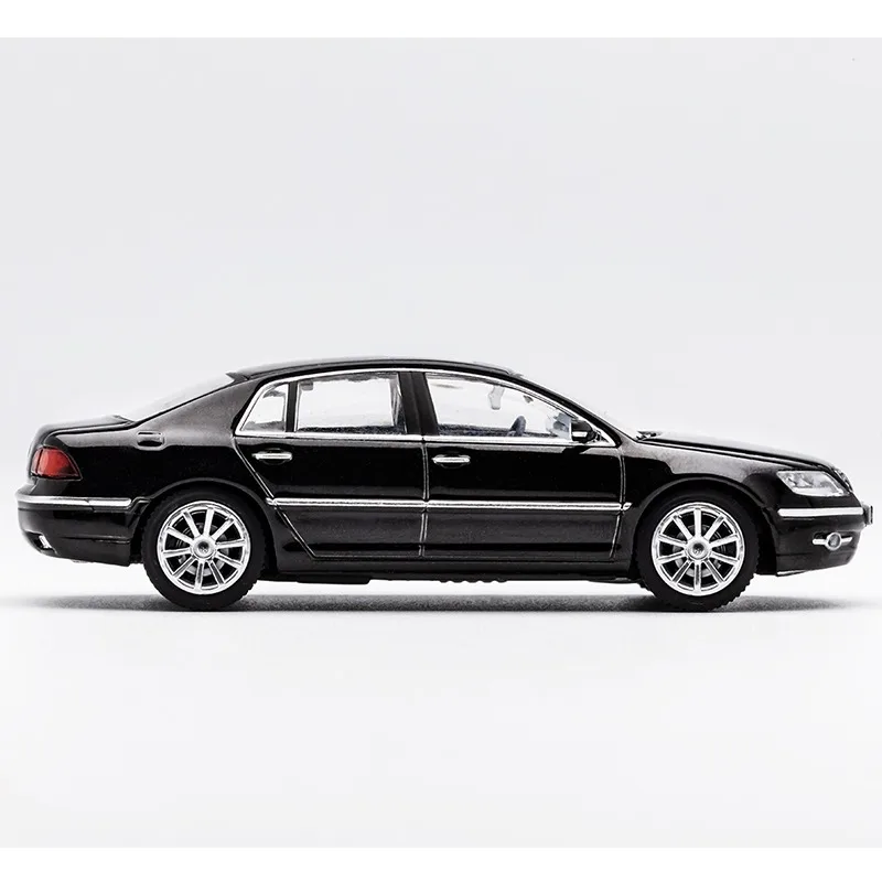 1:64 GCD Volkswagen PHAETON W12, modelo de coche de aleación fundida a presión, juguete para niños, decoración para adultos, artículo de exhibición coleccionable.