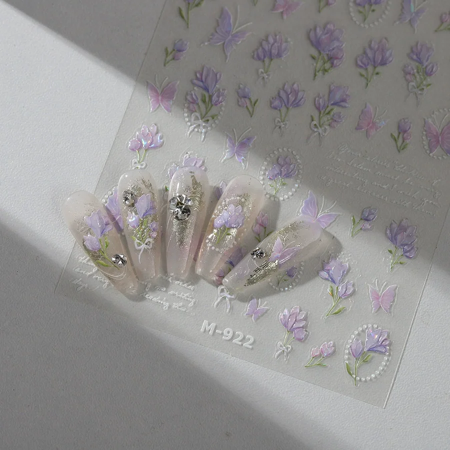 1pc Nail Art Decoraties Stickers Nagelsticker Paars Magnolia Bloem Retro Frans Chic Vlinder Tulp Boeket Glanzende lijm