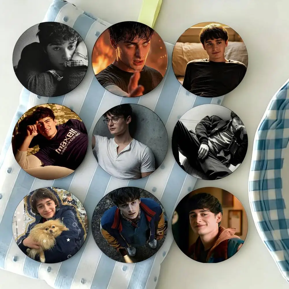 Noah Schnapp Stranger Badges Creative Tinplate Button PinsBrooch Badge Clothes Backpack