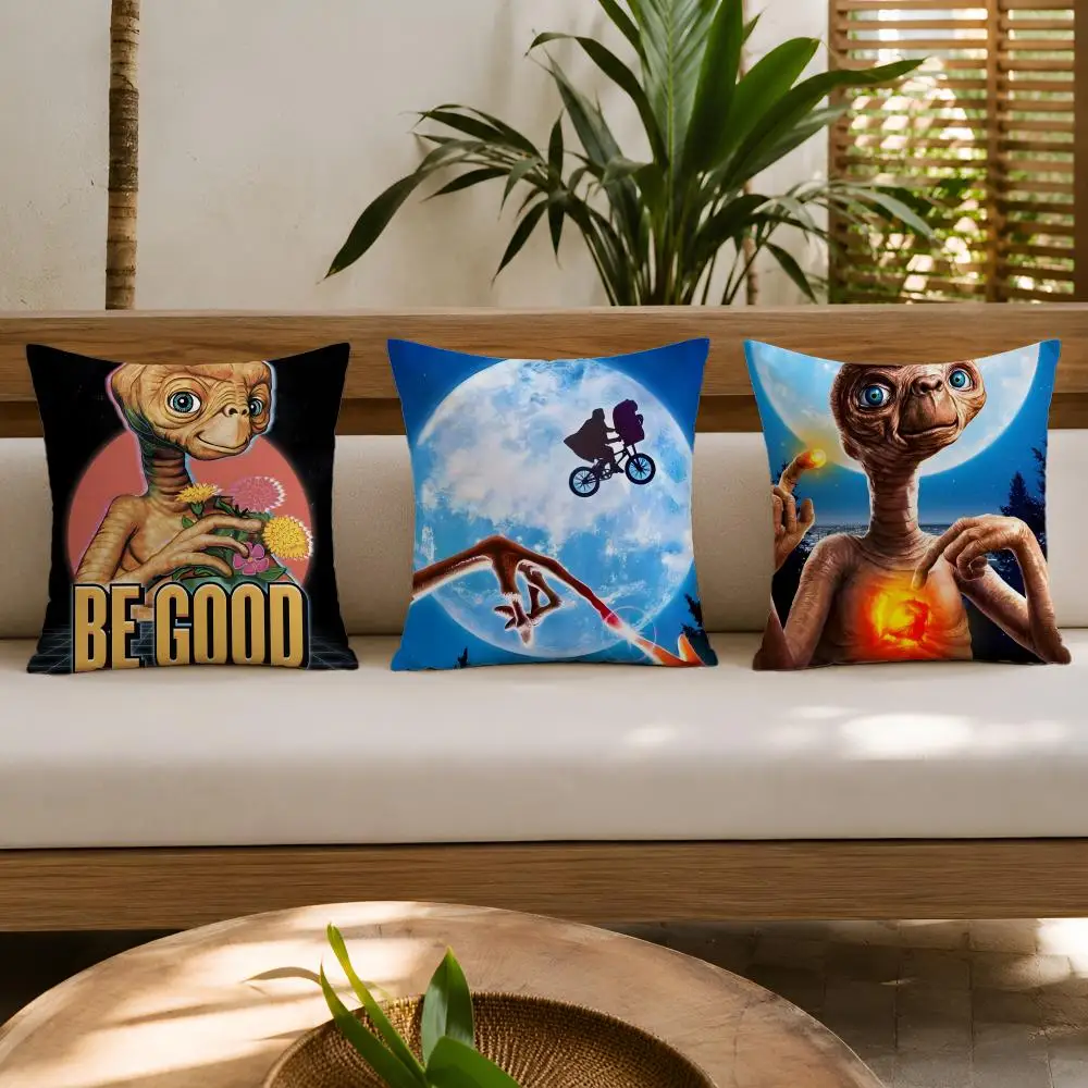 MOVIE E.T.the E-Extra-Terrestrial Cushion Cover Wrinkle-Resistant Short Plush Cushion Covers Breathable Machine-Washable