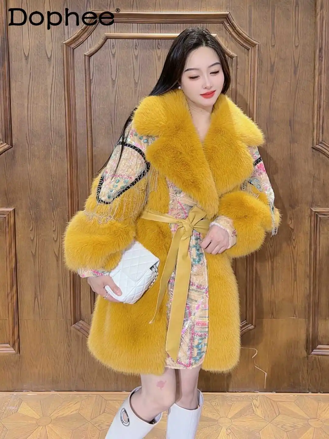 

Extravagant Embroidery Imitation Fur Jacket Women Elegant Temperament Hairy Coated Women Winter Jacket Tassel Fluffy Jacket