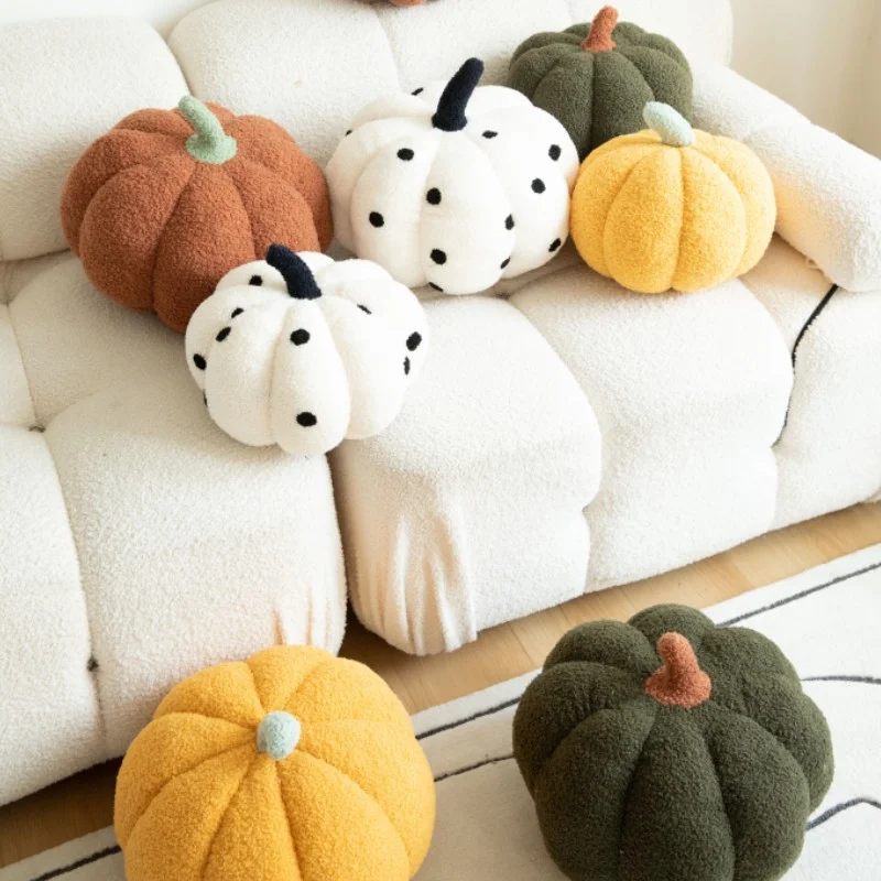 Adorable pumpkin-shaped cushion for home decor, creative and unique sofa throw pillow, perfect for adding a cozy touch