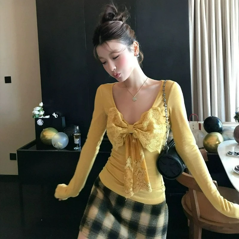 2026 Autumn New Style Fashionable Elegant Lace Bow Long-sleeved T-shirt A Large-sized Solid Colour V-neck T-shirt for Women's