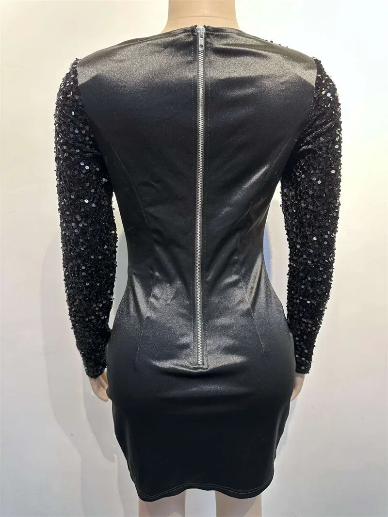 Abito da ballo per feste con paillettes glitterate bianche nere Abito da sera per donna Night Club Colletto quadrato Corsetto con spacco laterale