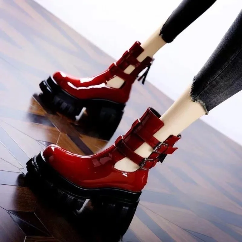 

Platform Platform High-heeled Hollow Fashion Boots 2025 Spring and Summer New Double Belt Buckle British Style