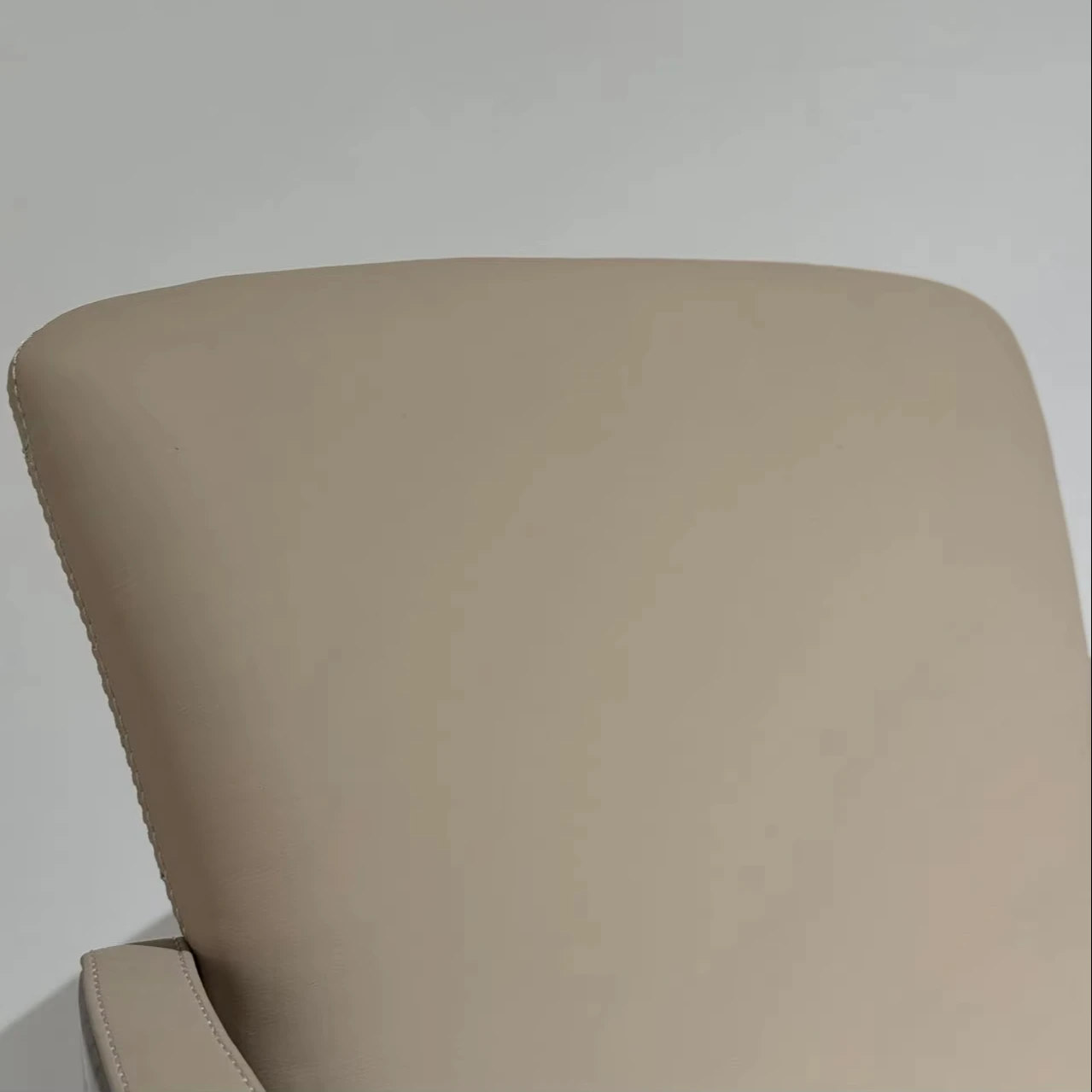 تصميم حديث عالي الجودة من الخشب الصلب للفنادق والمكتب المنزلي كرسي طعام من القماش الأصلي أثاث داخلي للاستخدام العائلي #4