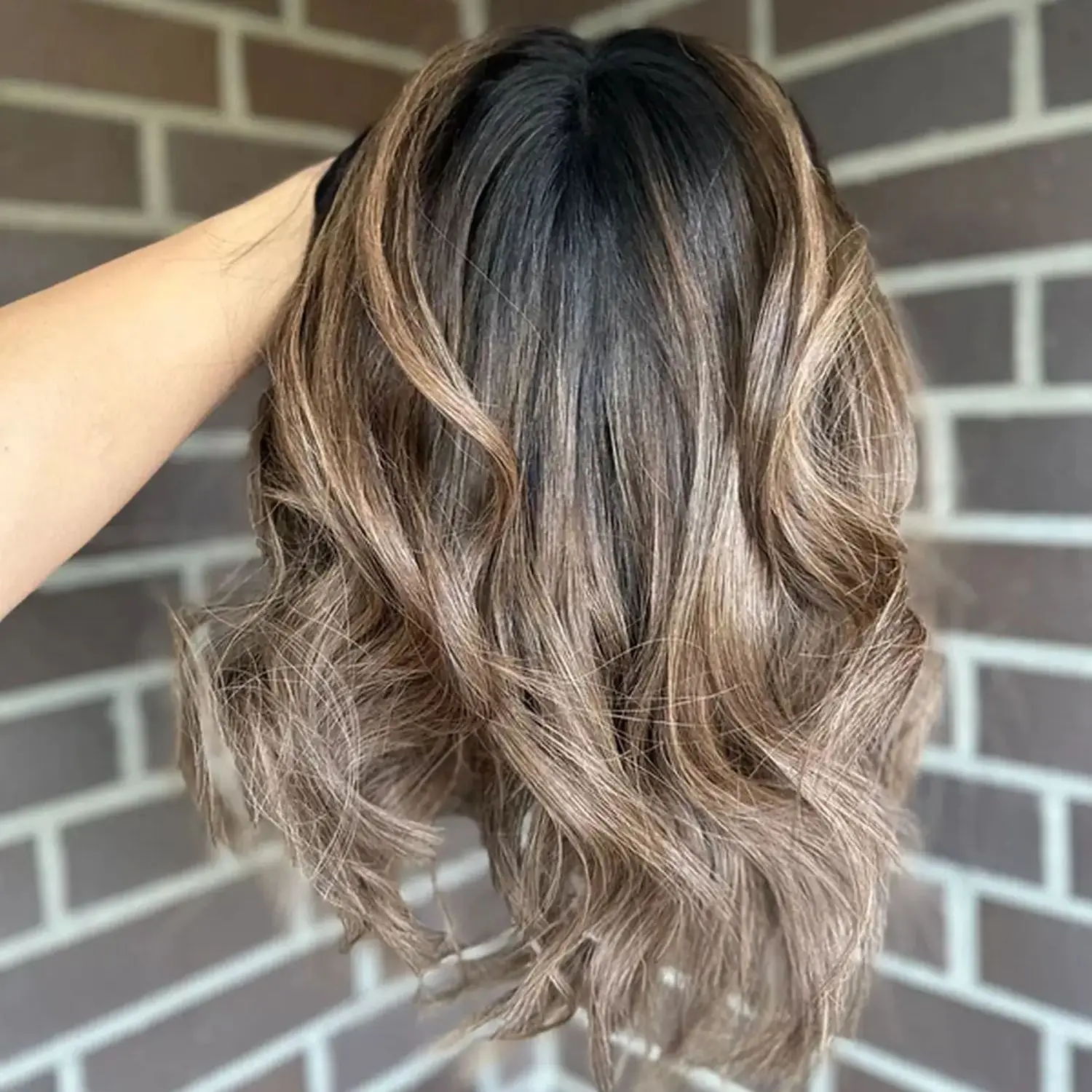 

Top Sale 13*4 Ombre Brown Blonde Soft HD Lace Front Wig Fashion Wave Bob Synthetic Wigs Middle Part Wigs High Quality Glueless