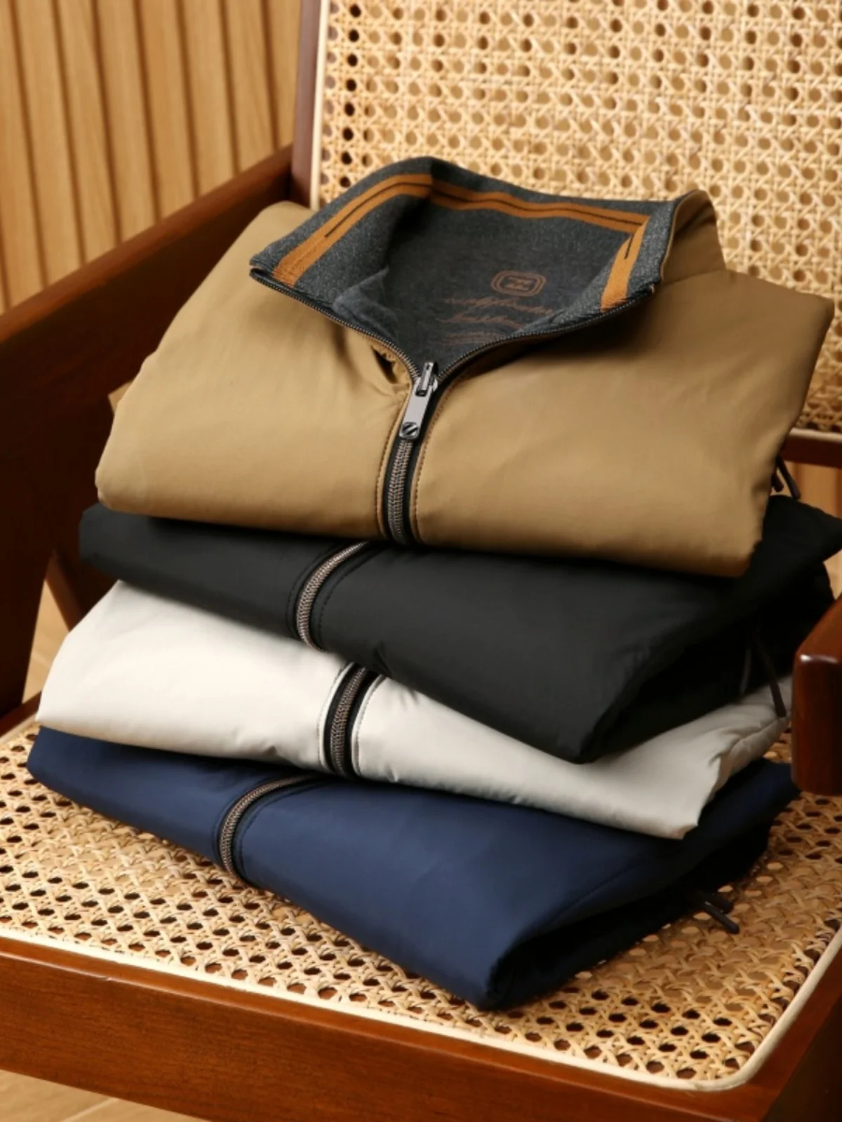 

Итальянский роскошный мужской уличный повседневный двусторонний жилет с воротником-стойкой, весна 2025, модный городской стиль, стандартный крой