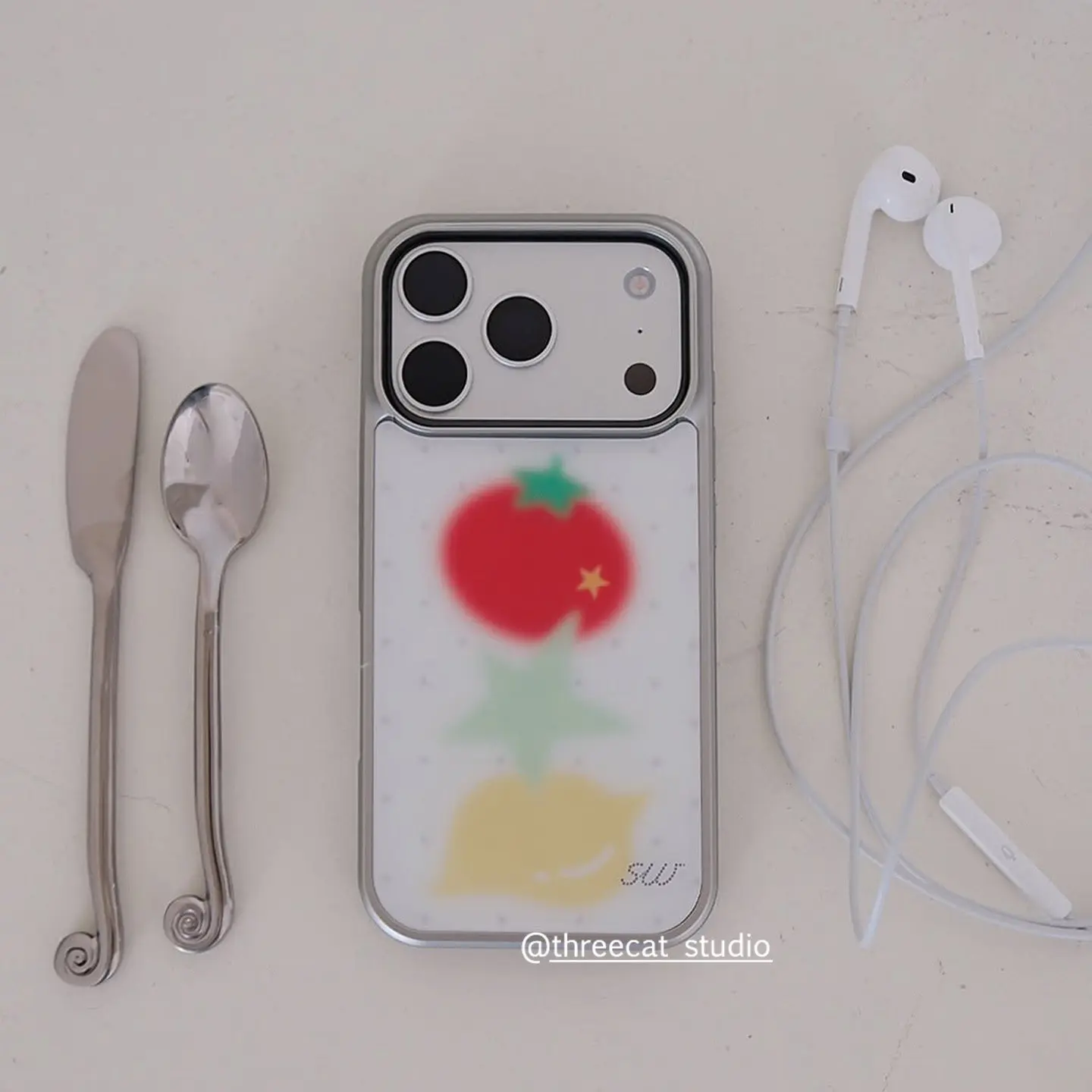 Korean Halation Tomato Lemon Star Electroplated Drip Glue Phone Case For iPhone 17 Air 16 Pro Max 15 14 Plus 13 12 11 Back Cover view 5