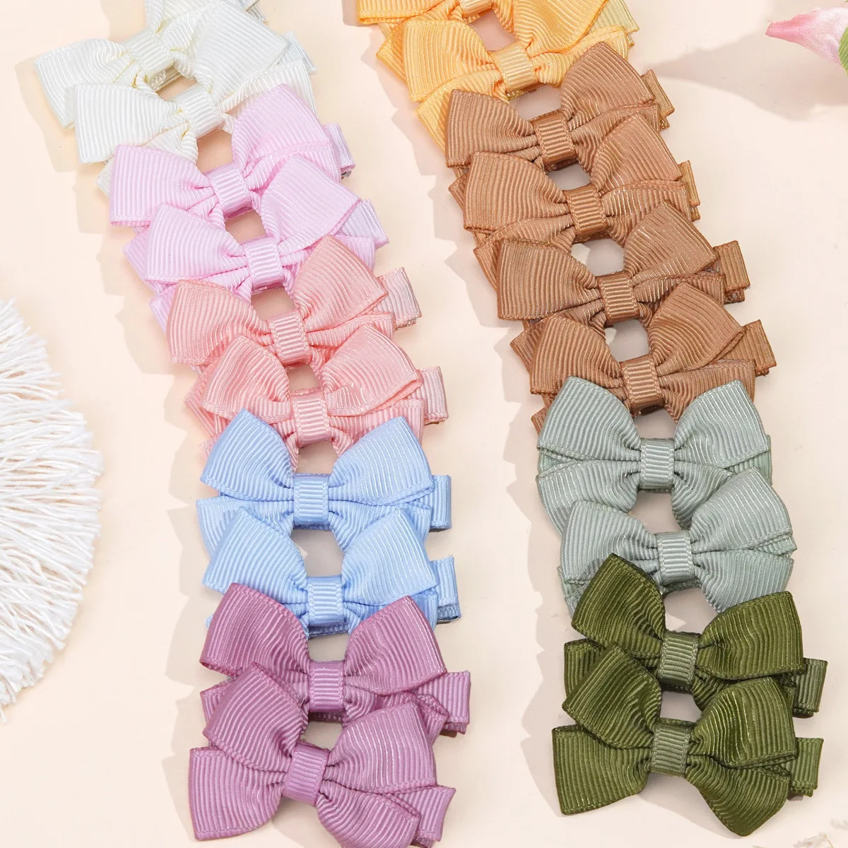 200pcs Baby Girls Grosgrain Ribbon Hair Bows Hair Clips 2.2 Inch Wrapped Barrettes Hairpins - Solid Color Kids Hair Accessories