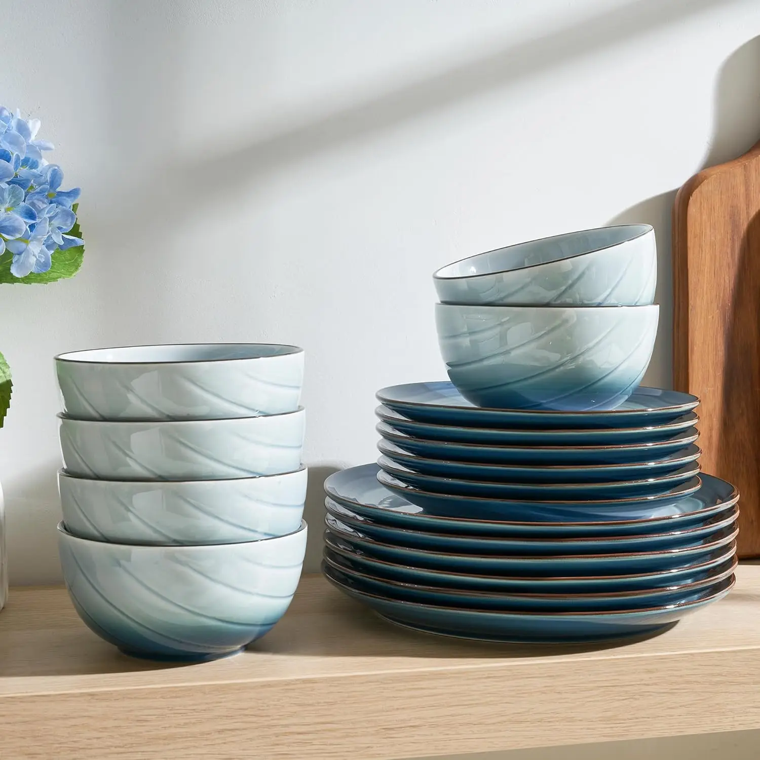 

Porcelain Dinnerware Sets for 6, 18 Pieces Plates and Bowls Sets, Handcrafted Minimalist Dinner Set, Chip and Scratch Re