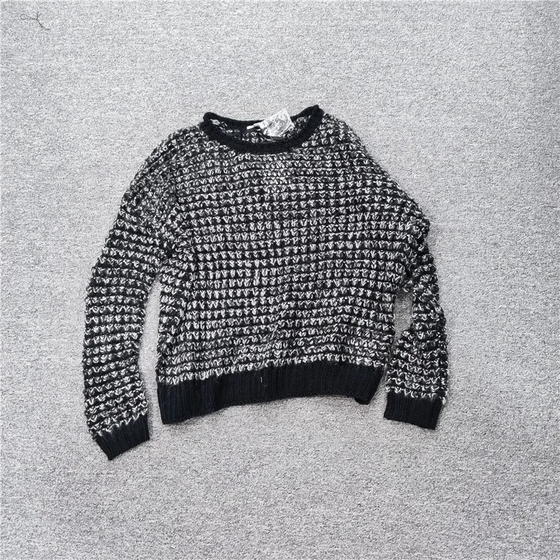 

Women's Loose Casual Knitted Sweater Hollow out Knitting Method Plaid round Ne Long Sve Woolen Sweater Autumn Season