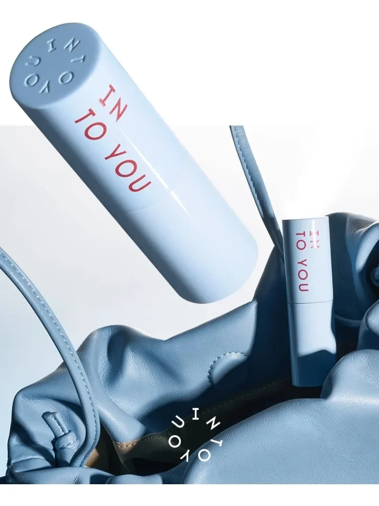 INTO YOU Rossetto leggero Balsamo per labbra Fard Cosmetico femminile Fard idratante Bastone multiuso Bastone idratante Trucco di bellezza rara