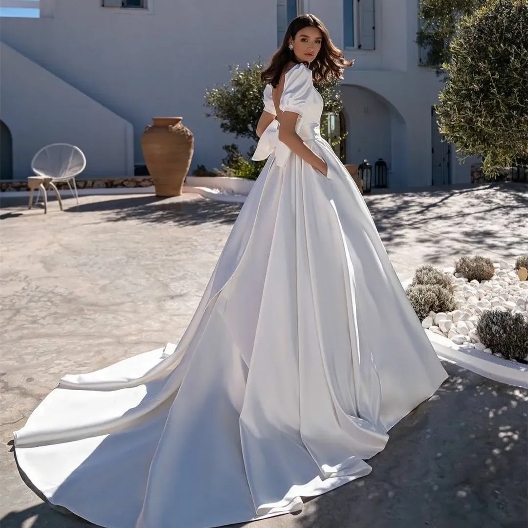 

Elegant Long Satin V-Neck Wedding Dresses With Pockets/Bow A-Line Short Sleeve Sweep Train Garden Bridal Gown Vestido De Noiva
