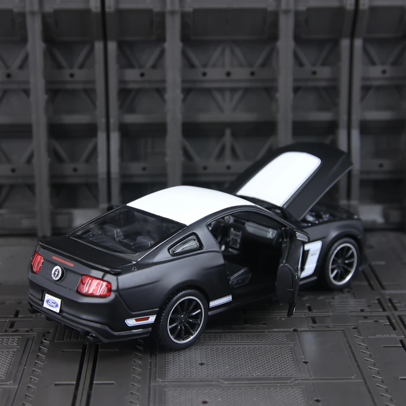 마이스토 1:24 시뮬레이션 2012 포드 와일드 보스 302 합금 자동차 모델 장식품 정적 슈퍼카 선물 도어 개폐 가능