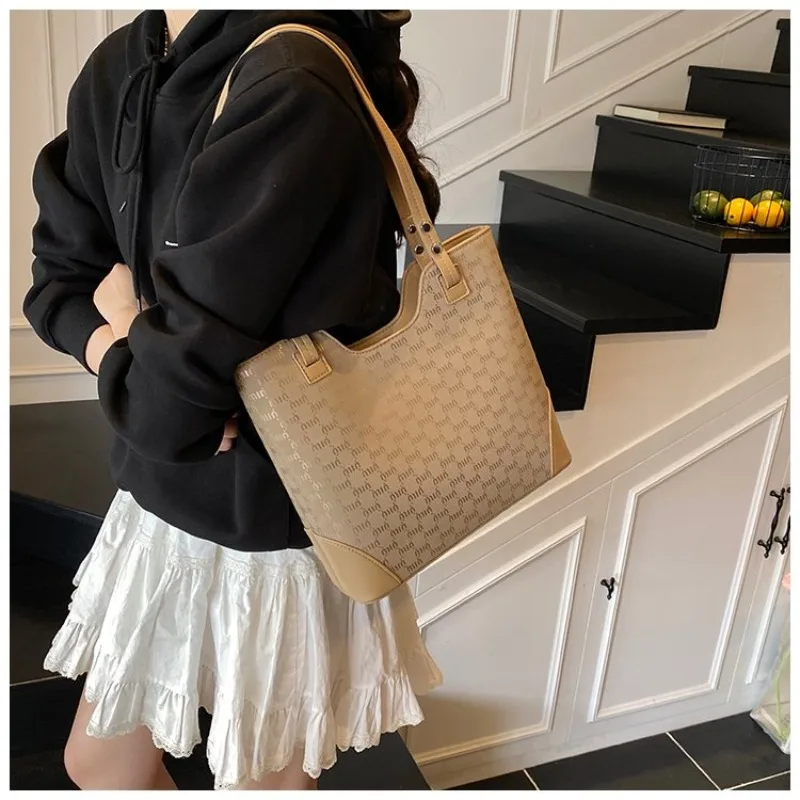 

Women's Fashion Forward Shoulder Bag Cutting Edge Design For Style Innovators Contemporary With Innovative Look