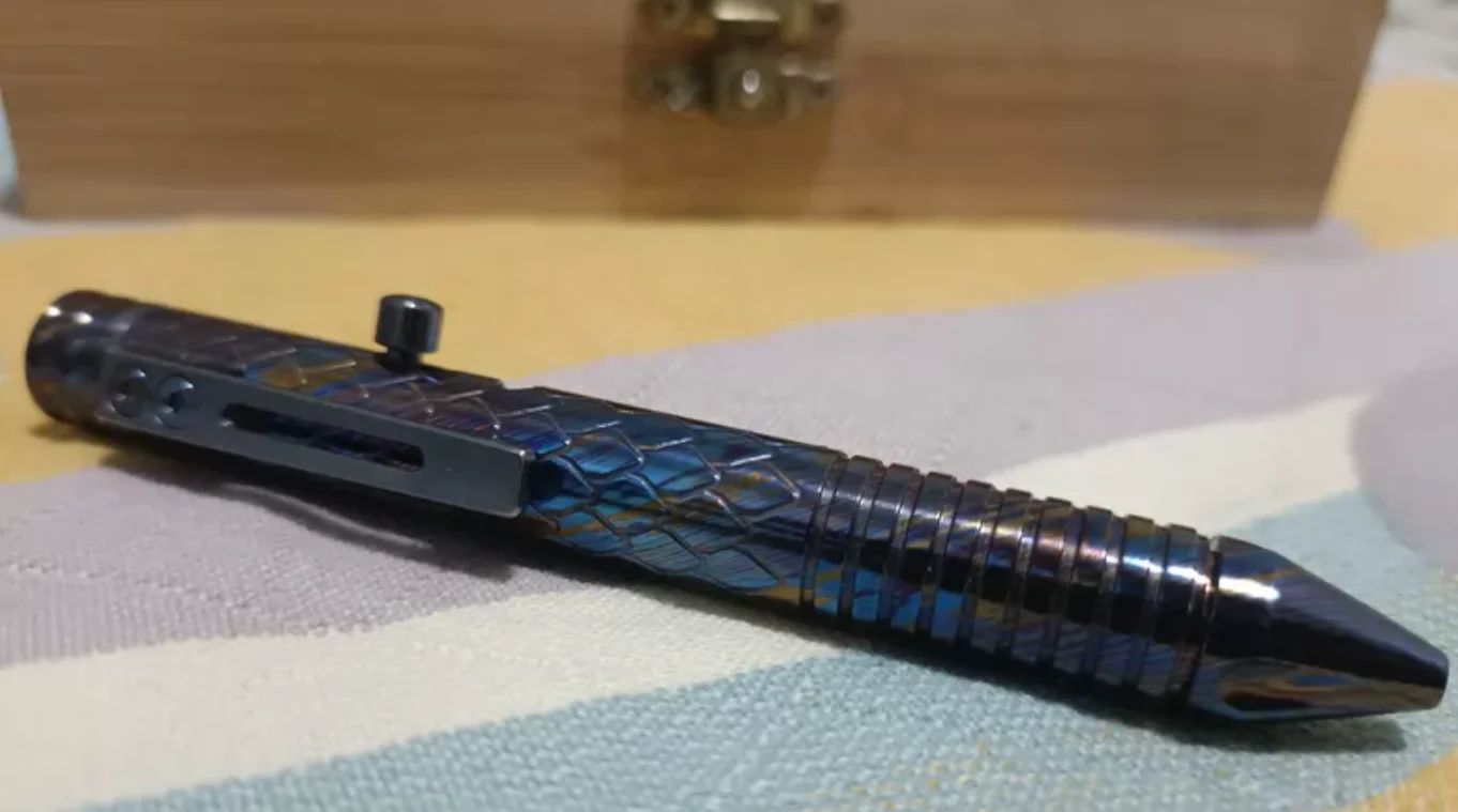 Used EDC Mulberry Fish Head Timascus Dragon Scale Bolt Pen fitget decompression toy