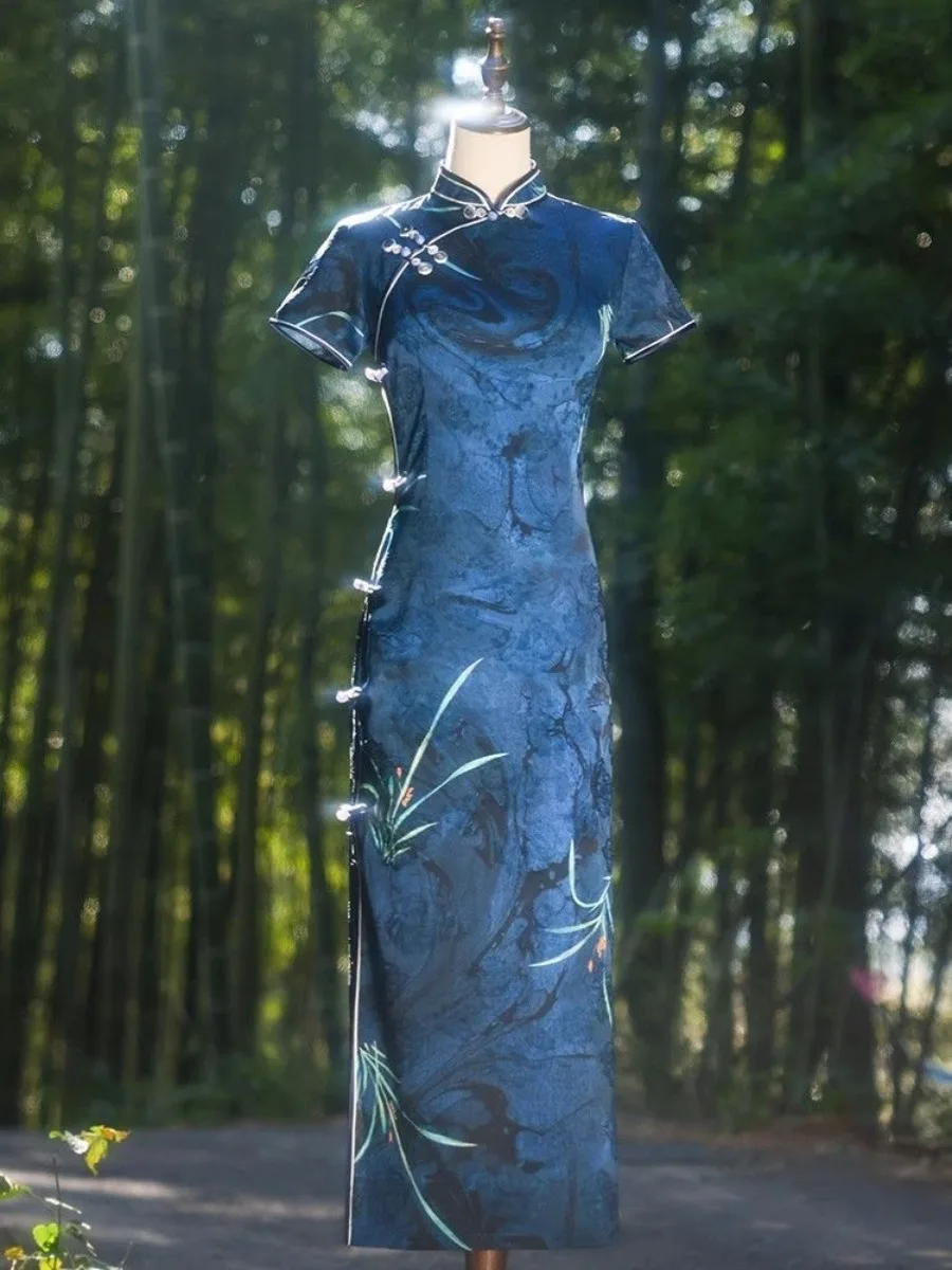 

Blue Old Shanghai Qipao 2025, Summer Republic Style Stunning Slim Fit Elegant Women's Ancient Chinese Dress