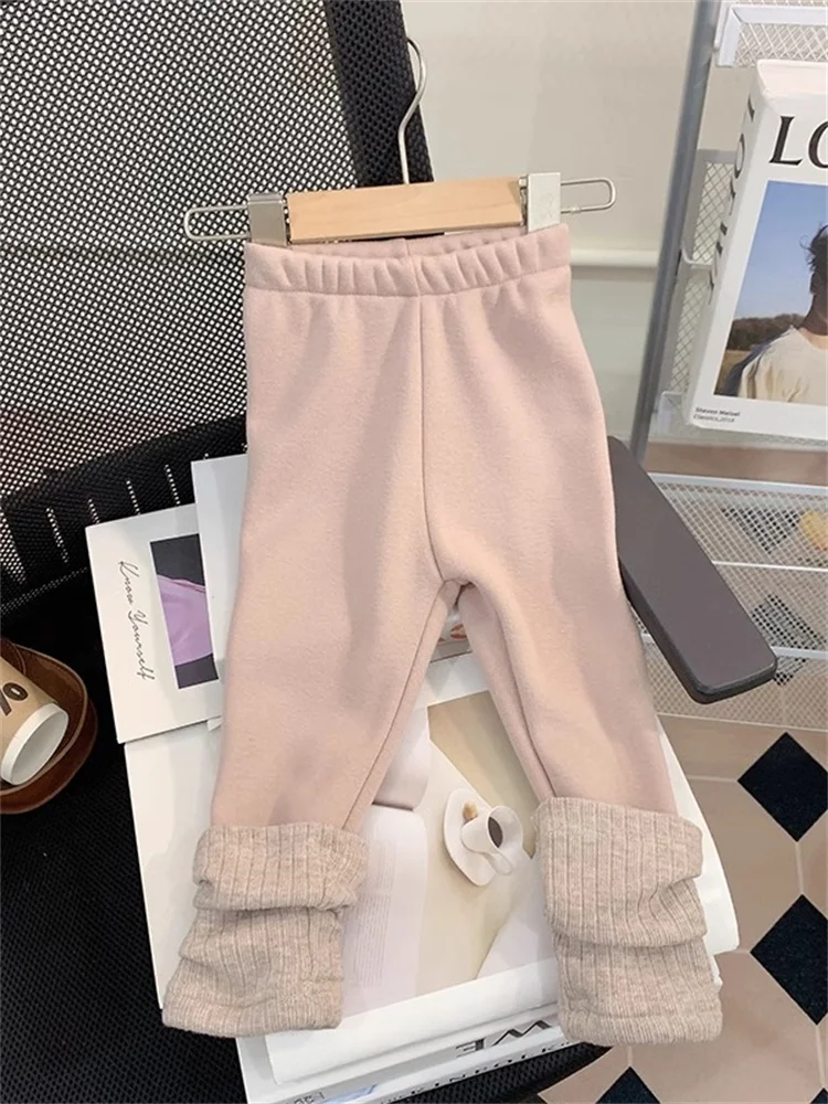 Girls Knitted Sweater Autumn Winter Thiened Children's Knitwear Faionable Baby Base irt Commute Sle Silk Material