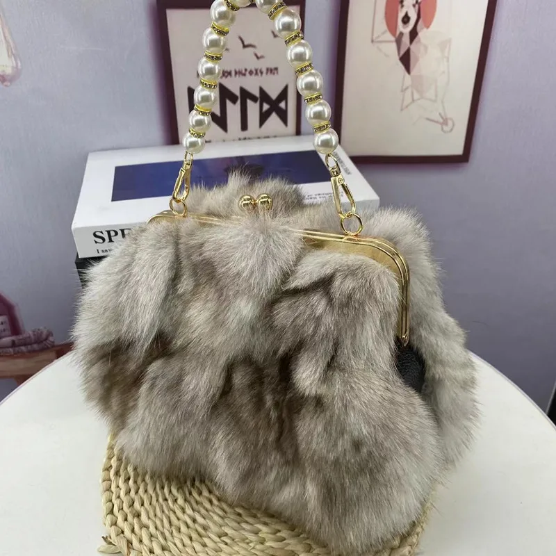 

Real natural fox fur styles for handbag2025 luxurious beautiful fashion for party Women Bag Buckle shoulder bag Wedding Clutch