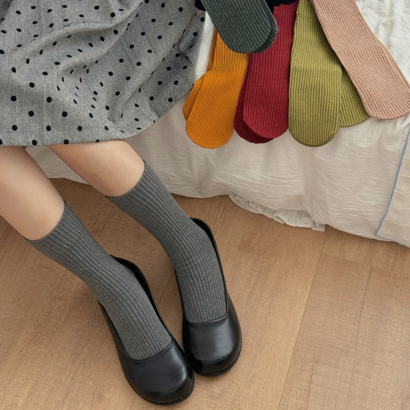 

Осенние и зимние женские носки, японские однотонные носки среднего размера, хлопковые вязаные эластичные длинные носки JK для девочек, рождественские подарки