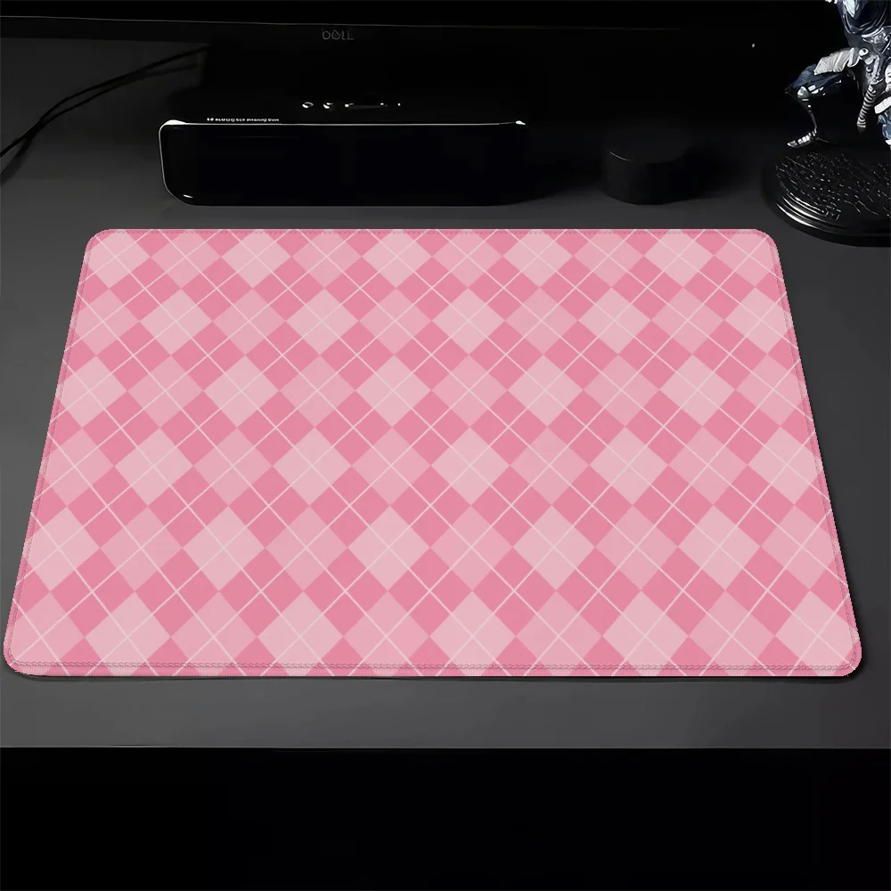 Bureaublad Muis Matten Kleine Kleur Diamant Check Pad Op De Tafel Gaming Pc Accessoires Computer Mat Mausepad Gamer Kast Deskmat