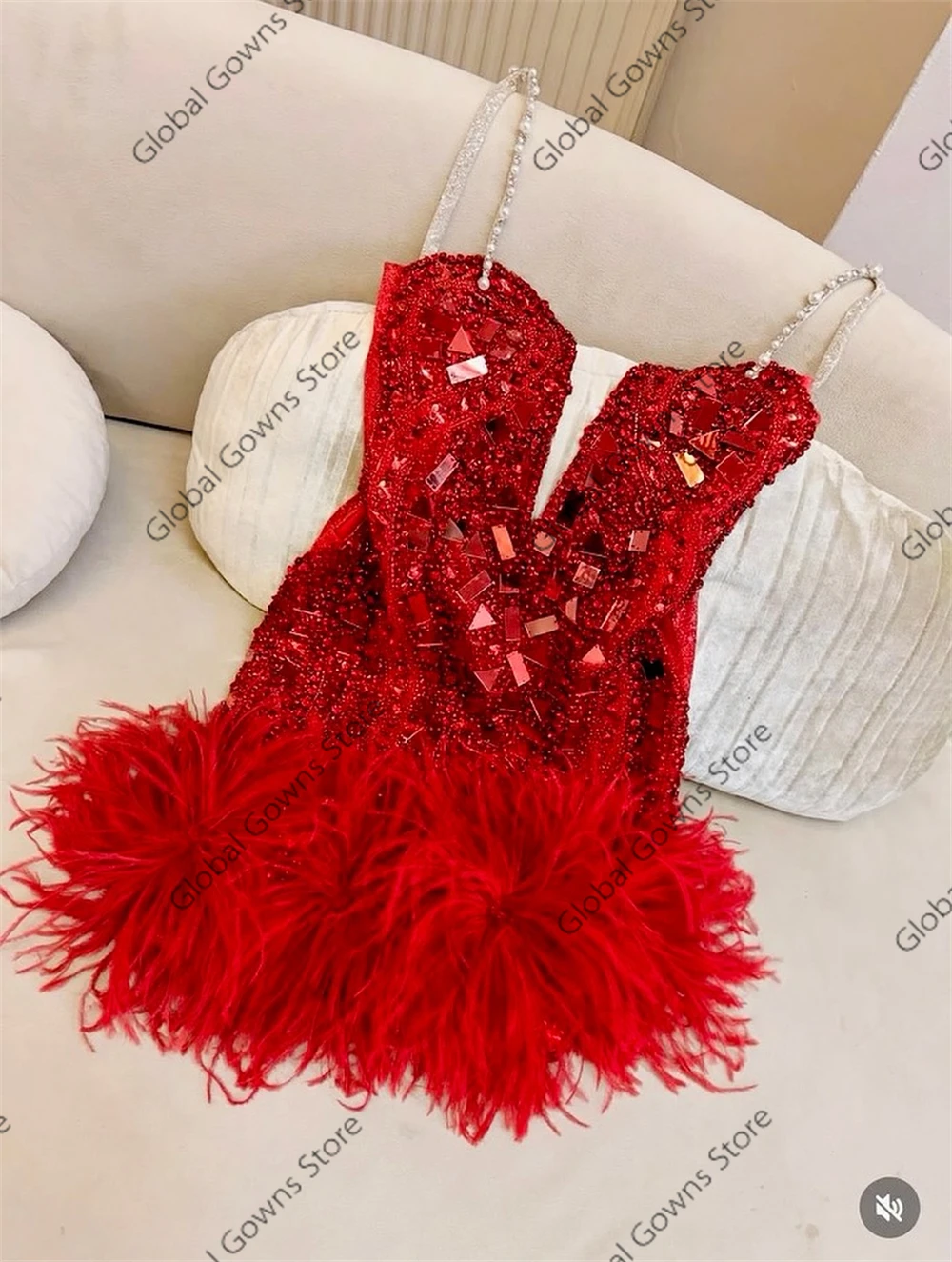 Red Feathers Short Prom Dress 2026 For Black Girls Glitter Bead Crystals Rhinestones Shiny Mini Cocktail Party Gown Customized