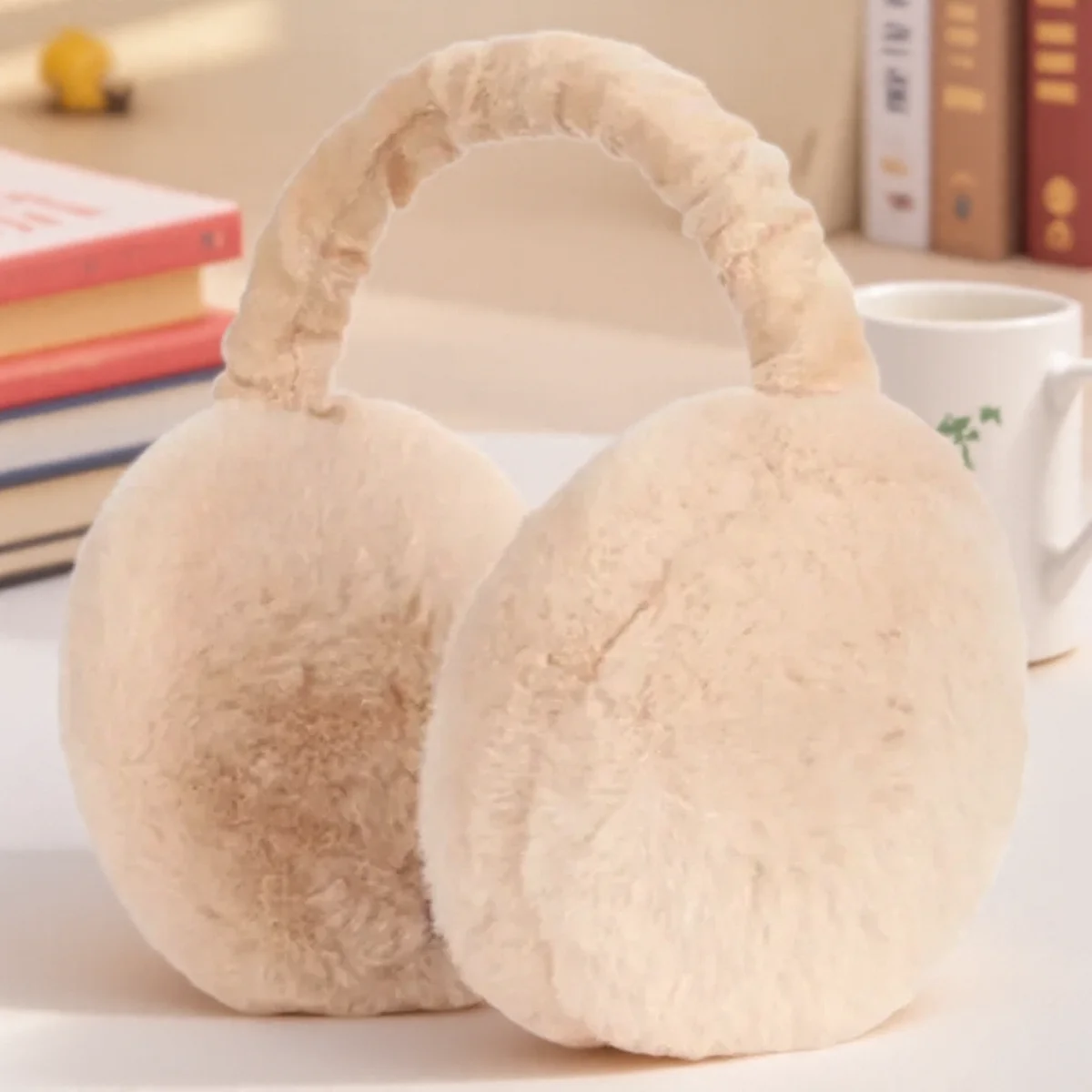 1pc 부드러운 플러시 귀 따뜻한 겨울 따뜻한 귀마개 여성을위한 솔리드 컬러 Earflap 야외 추위 보호