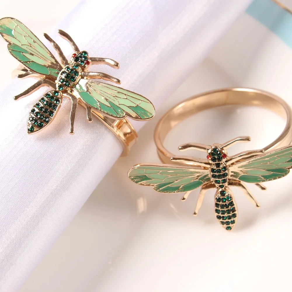 4pcs Bee Dragonfly Style Napkin Rings Shining Metal Drip Diamond Napkin Towel Buckle Napkin Holders Christmas