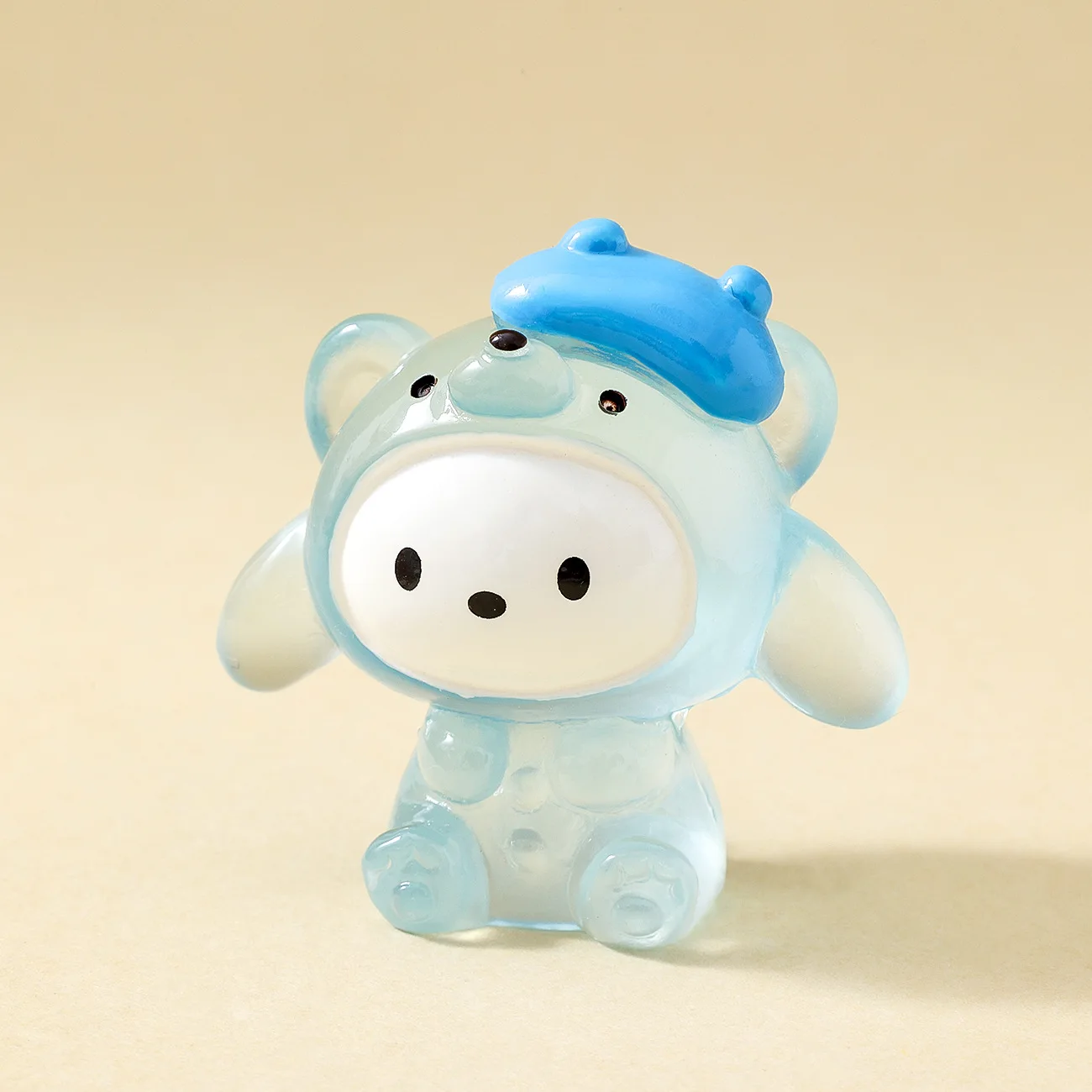 

Glow-in-the-dark adorable bear ornament Premium resin craftsmanship bear decorative pendant Live-stream blind box