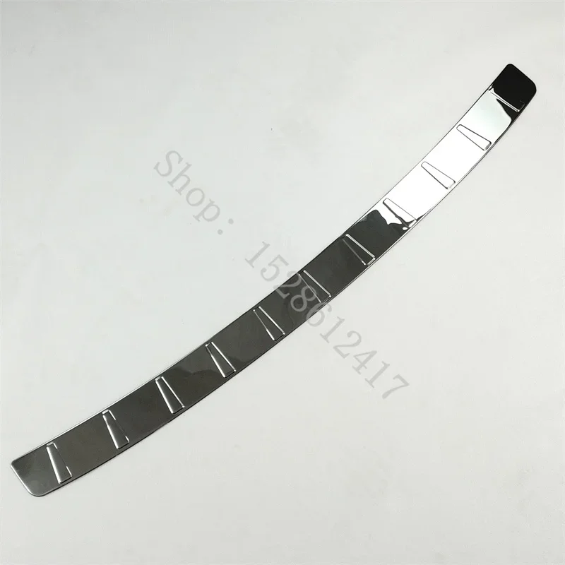for For Volvo XC60 2018 2019 2020~2025 Trunk Door Guard Strips Sill Plate Protector Rear Bumper Guard Trim Car accessories