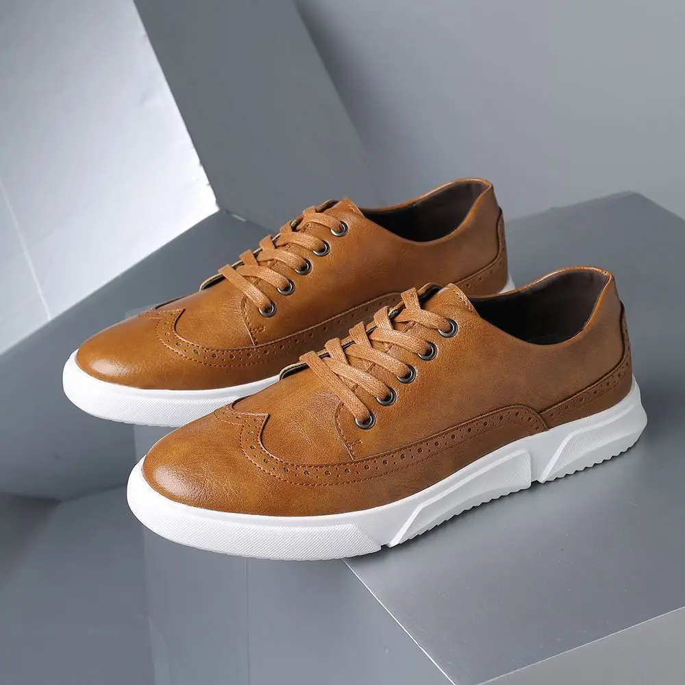 Plus Sizes Men's Casual Leather Shoes Men Fashion British Board Shoes Mens Lace-up Retro Brogue Shoes Flats