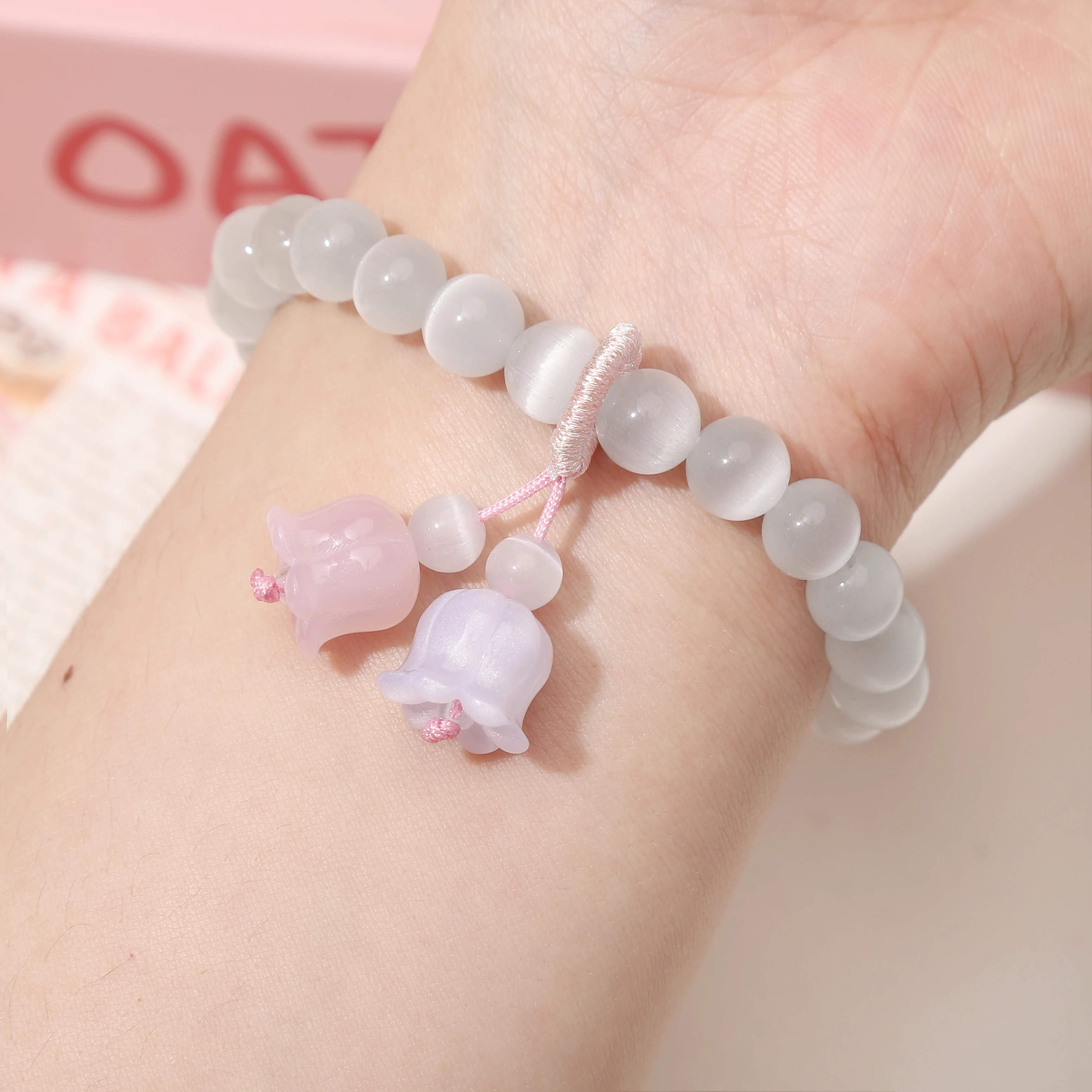 2pcs 10mm Resin UV Beads Color Changing DIY Craft Charms Bracelets Necklaces Bags Phone Lanyards Making Supplies