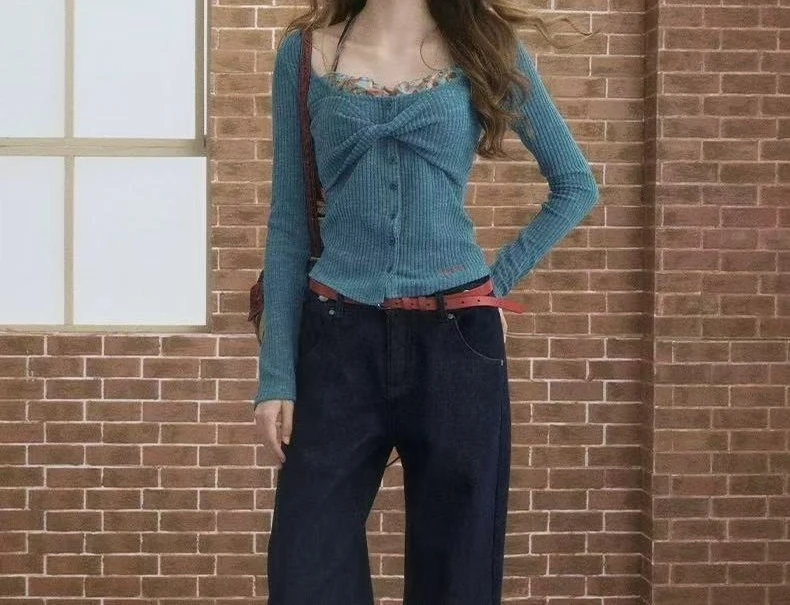 

Design Sense Single-Breasted Long Sleeve T-Shirt for Women 2025 Winter New Fake Two-Piece Twist Knot T-Shirt