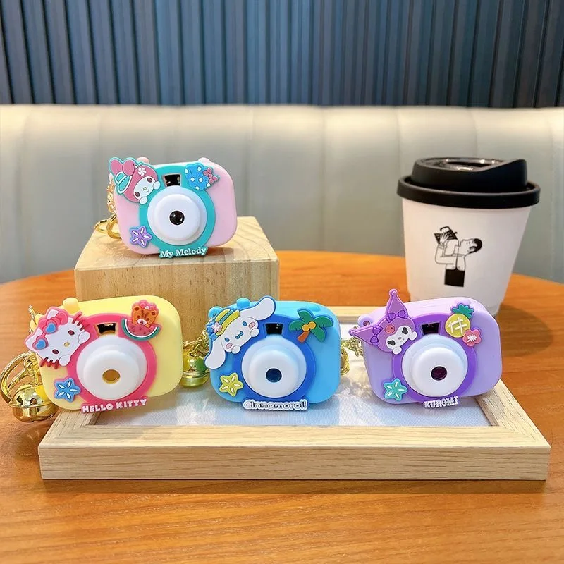 

Hello Kitty Sanrio 5 см брелок проекционная камера фото фигурка мелодия Cinnamoroll Kuromi Kawaii Рождественский подарок для девочек и детей