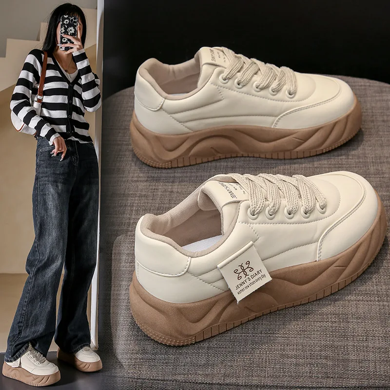 

Spring 2025 Women's Casual Sports Shoes Trendy Street Style Heightening Student Sneakers Breathable EVA Insole Rubber Outsole