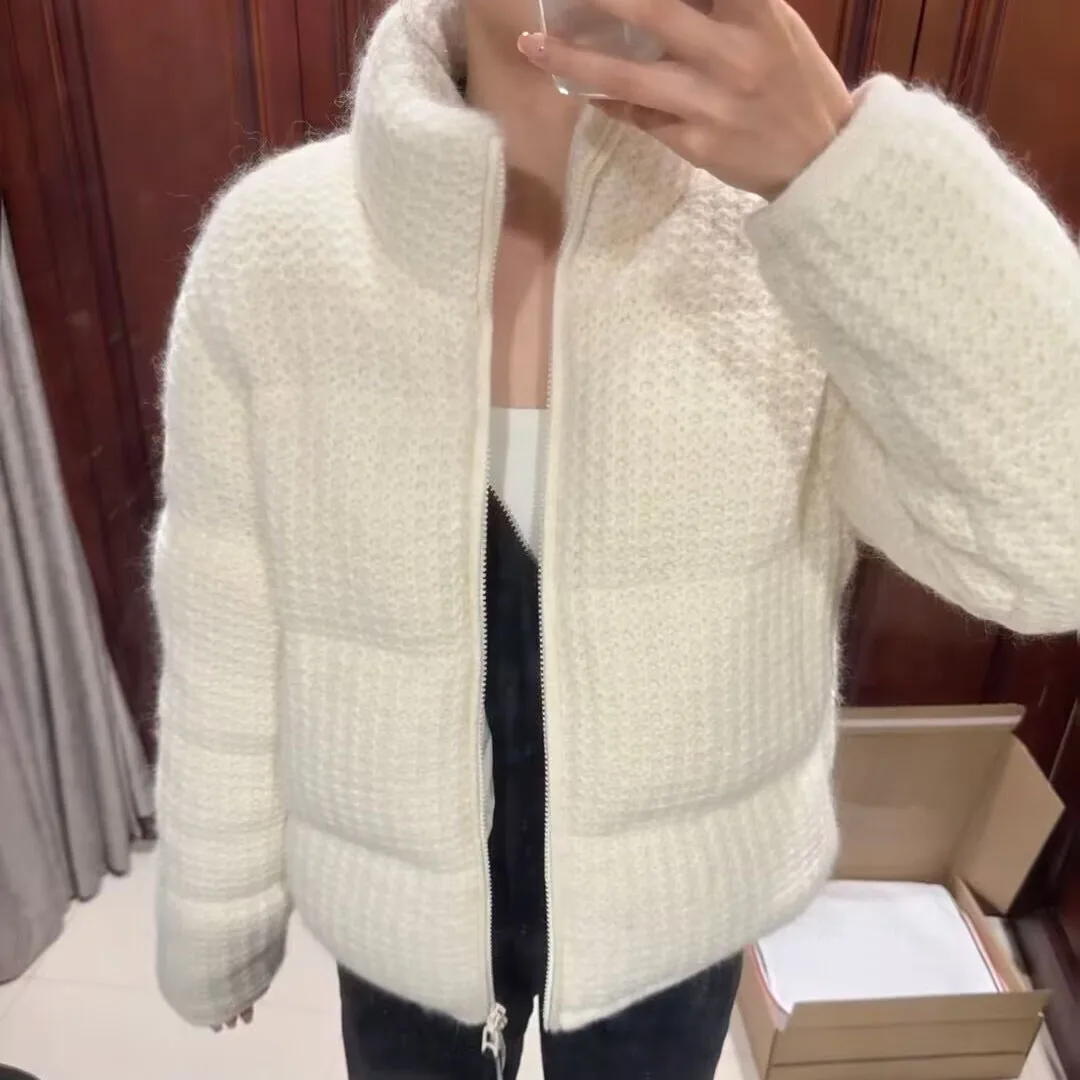 New Fashion Winter 90% White Goose Down Coat Women Wool Blends Knitted Striped Stitching Beige Color Sweet Girl Warm Jacket