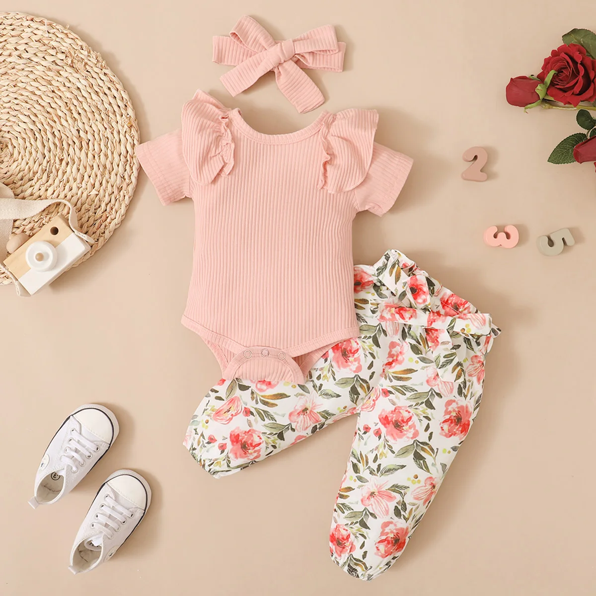 0-2 Year Old Newborn Baby Girls Summer Round Neck Short Sleeve Jumpsuit With Flower Printed Pants Cute Fashion Set