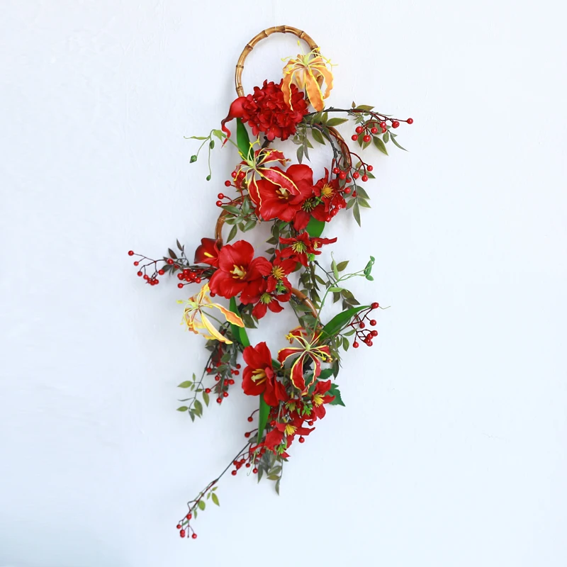 

New Chinese wedding photo bride holding red bamboo bracelet hand bouquet retro style simulated bouquet