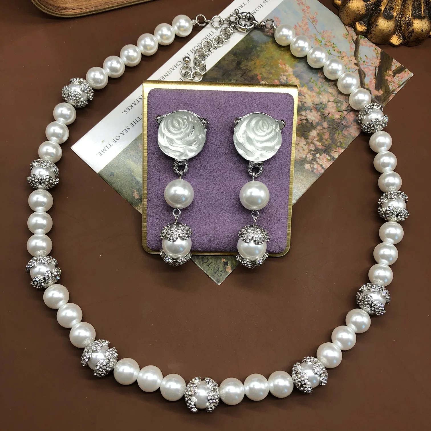 

Women Fashion pearl and diamond necklace with rose flower earring set 2026