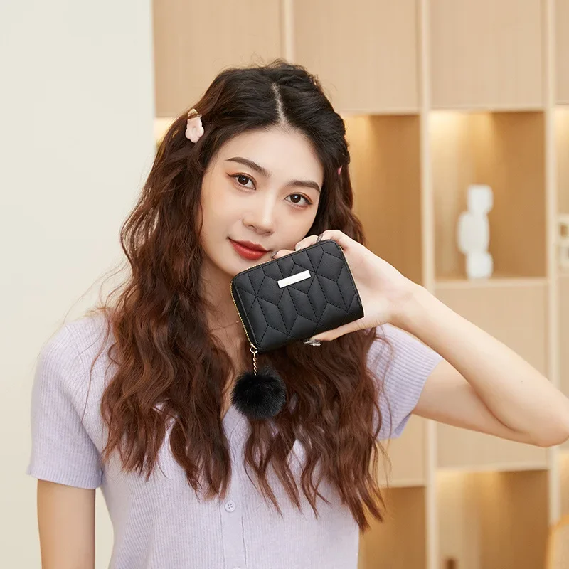 Mini Short Wallet Women'S Leather Credit Card Organizer Coin Purse Pompom Ball Pendant Leisure Foreign Trade Package