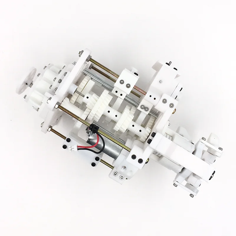 Manual car MT5 plus R gear transmission model with multi-plate clutch with differential differential lock