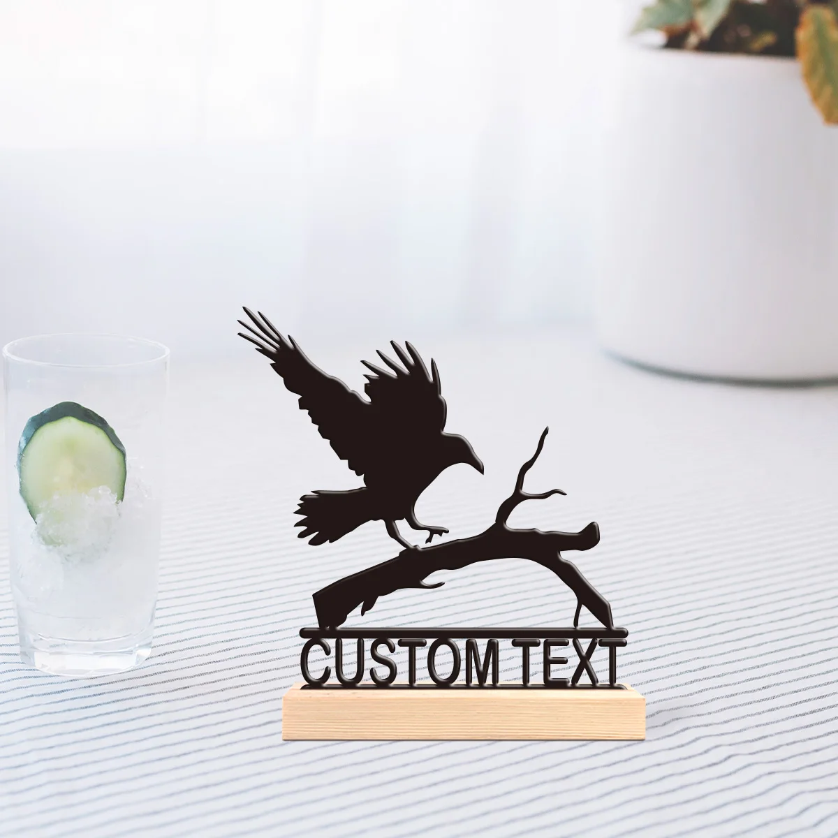 1pc Metal Ornaments with Customizable Names Custom Name Equipped with Wooden Base Art Decoration, Desktop Decoration