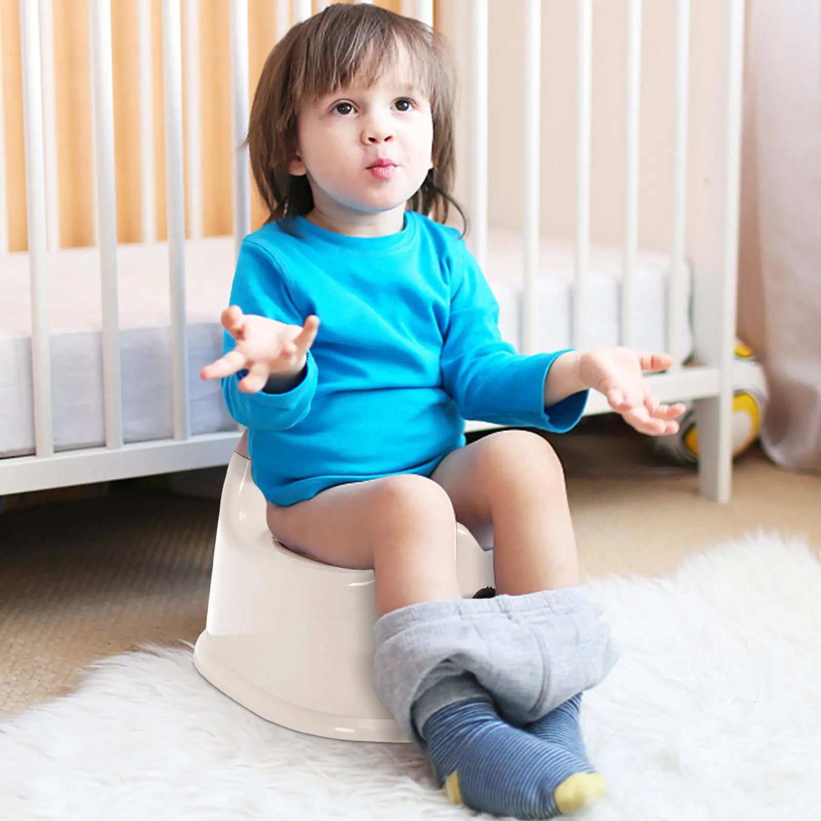 Infant Potty Training Toilet Anti-Slip Portable Lightweight Spill Proof  Lidded Training Chair Potty Seat  For Baby Kids Travel