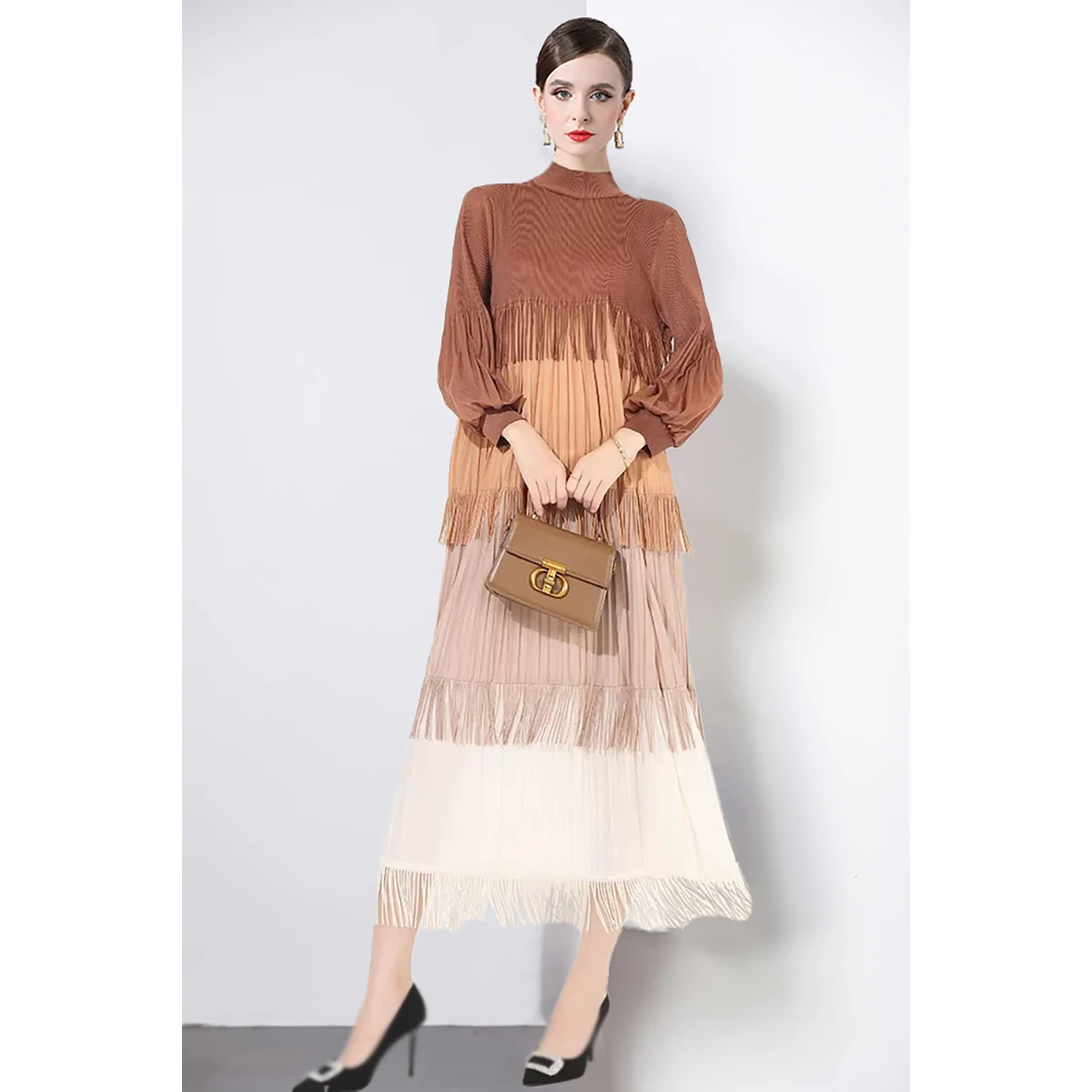 Miyake Dreifarbiges Kleid mit schwerer Quaste, Stickerei, plissiertes Design, lockere Passform, hochmodische Couture-arabische Robe 2025, Femme